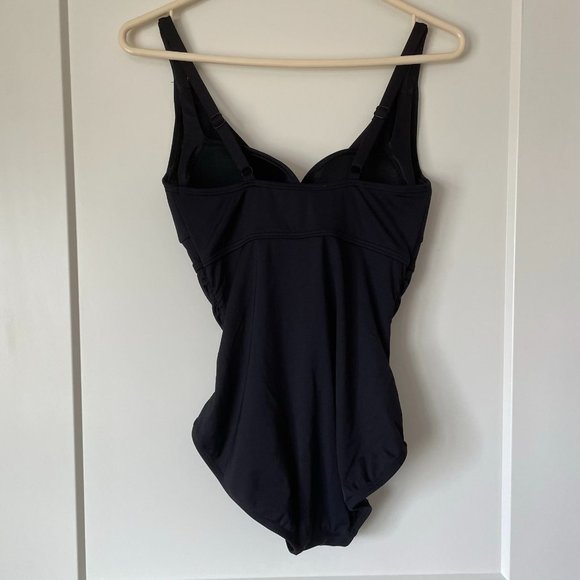 Women's Contours by Coco Reef Black Swimsuit size 8/32D - Picture 4 of 6